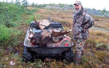 Tundra Moose Hunt